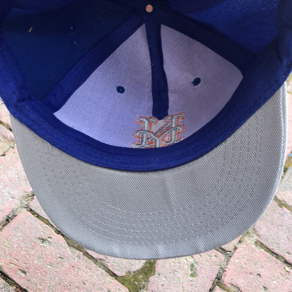 NY Mets hat - Picture 3 of 6